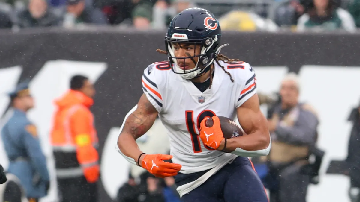 Chicago Bears WR Chase Claypool eyes potential return after missing 2 games  with knee injury – Shaw Local