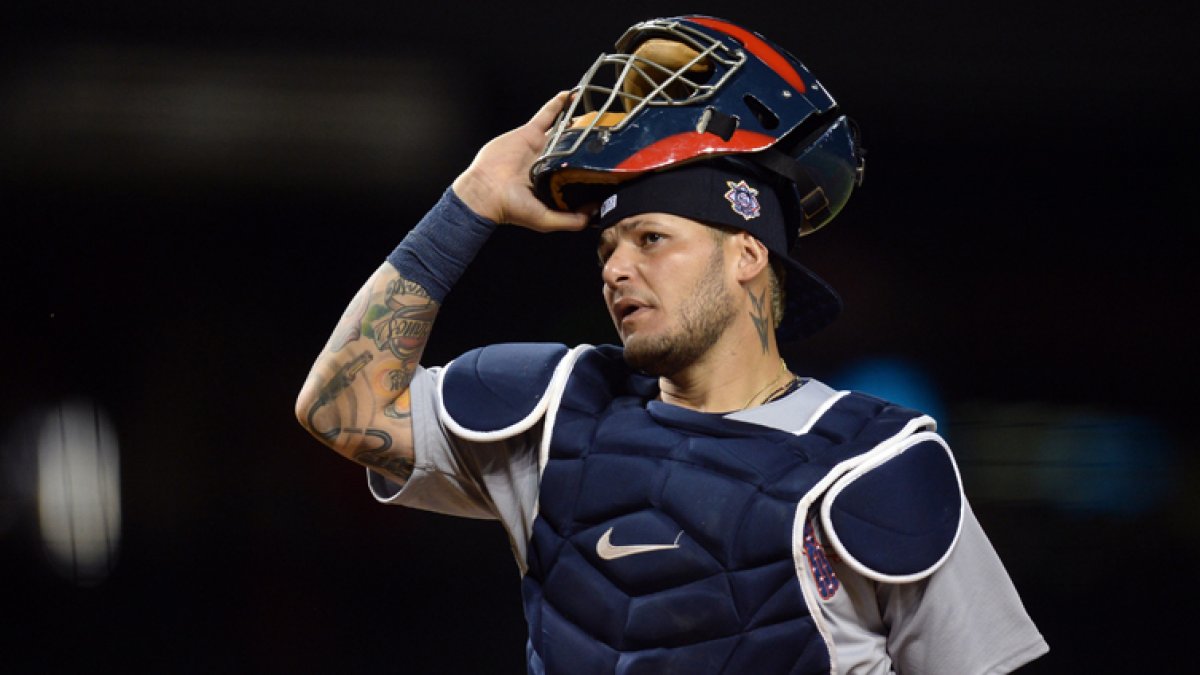 St. Louis catcher Yadier Molina says he tested positive for COVID-19