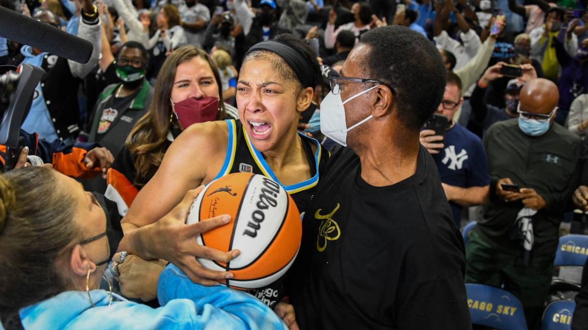 Candace Parker agrees to sign with Chicago Sky, per report