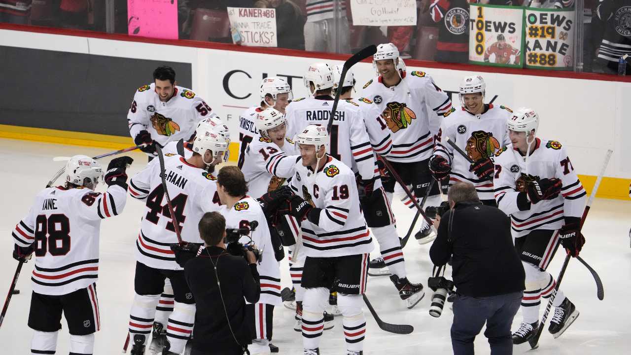 Jonathan Toews becomes sixth UND player to hit 1,000 NHL games