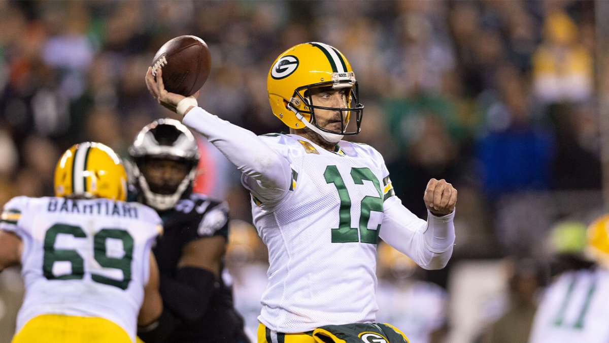 Aaron Rodgers Plans to Play Sunday Against Chicago Bears