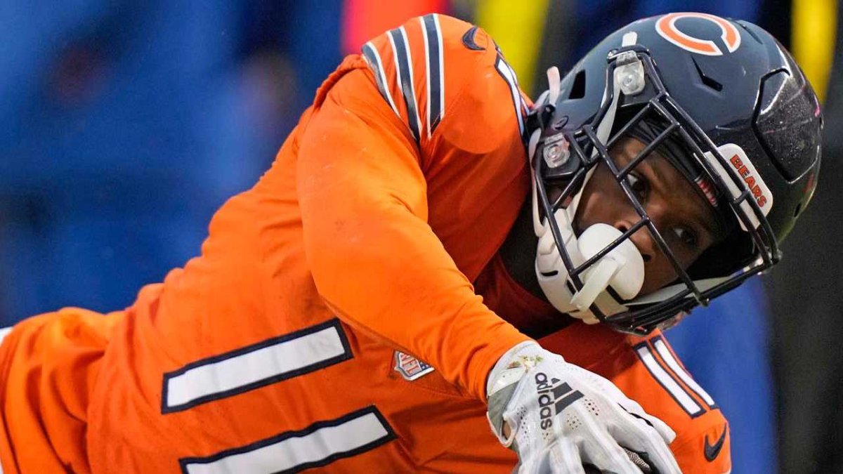 Bears orange uniforms debut with new helmet design – NBC Sports Chicago