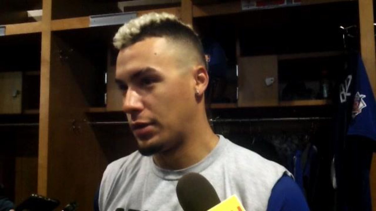 Chicago Cub Javier Baez is all smiles making no-look tag for Puerto Rico in  World Baseball Classic - ABC7 Chicago