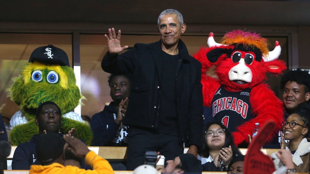 Barack Obama, Bulls' Ayo Dosunmu lead panel for Chicago students – NBC  Sports Chicago