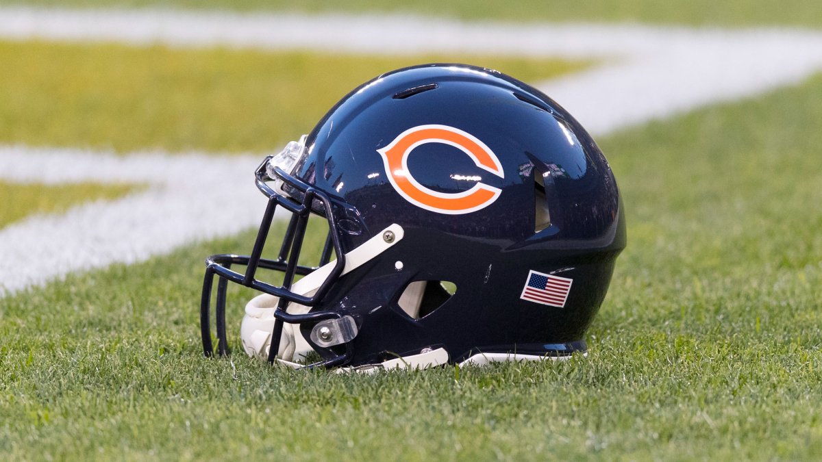 Chase Claypool, Nate Davis raise alarming red flags in Bears' flop vs.  Packers – NBC Sports Chicago