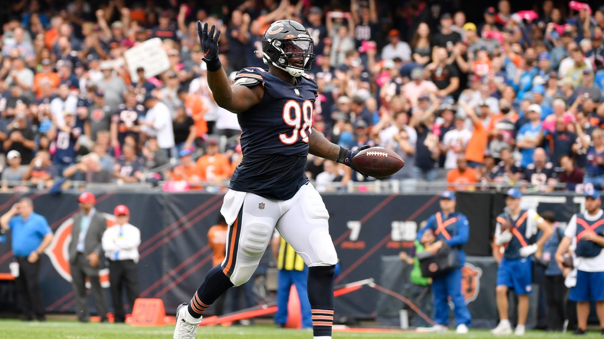 Bears' Bilal Nichols ejected after throwing punch at Buccaneers' Ryan  Jensen