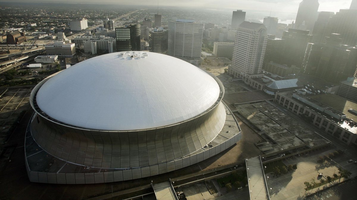 Superdome roof catches fire in New Orleans ahead of Saints return; 1  injured 