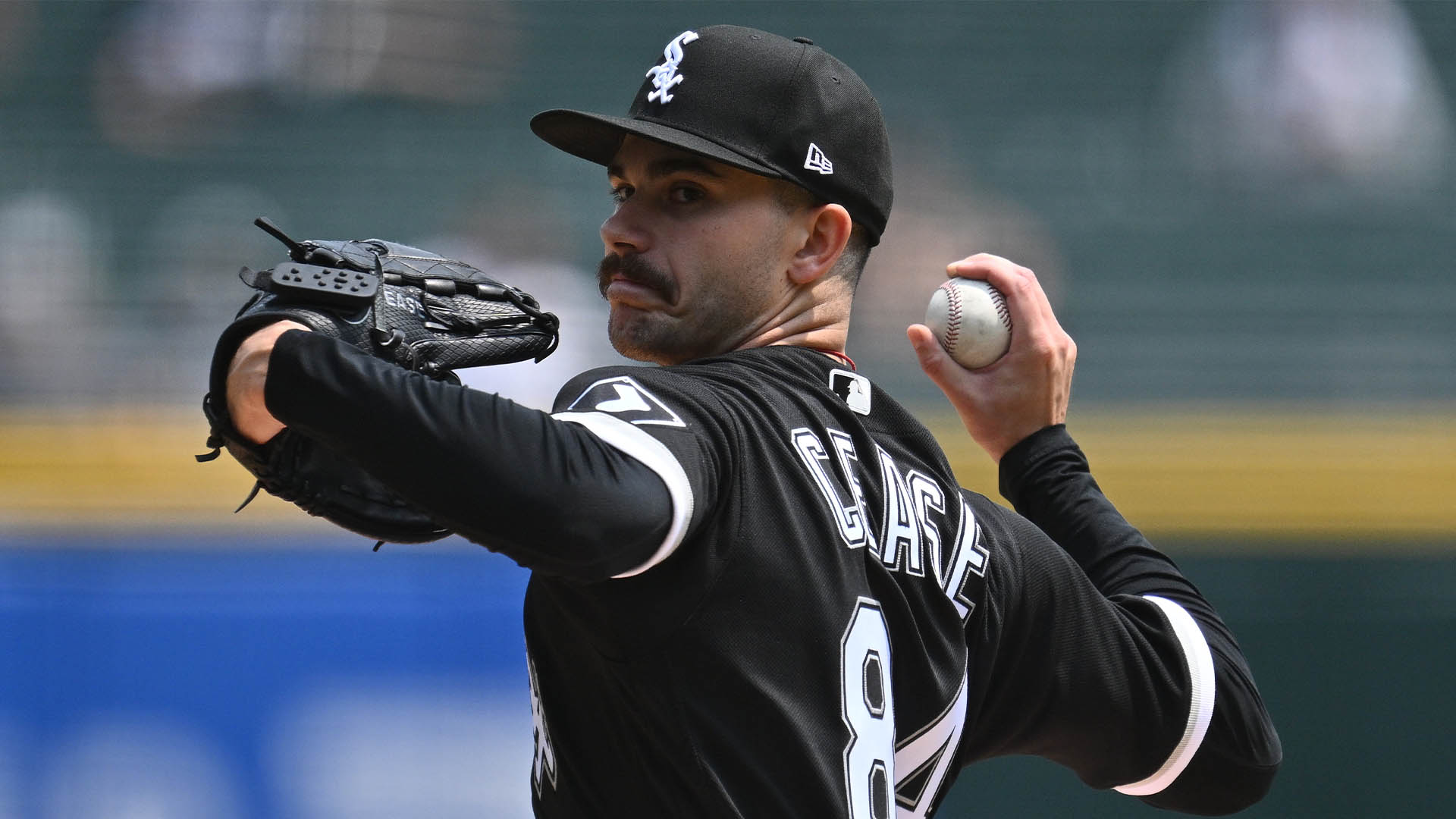 Toussaint gets first win as White Sox beat Guardians 3-0