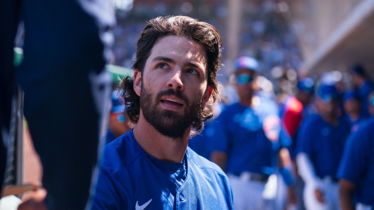 How Dansby Swanson's leadership evolved through his first half-season with  the Cubs - Chicago Sun-Times