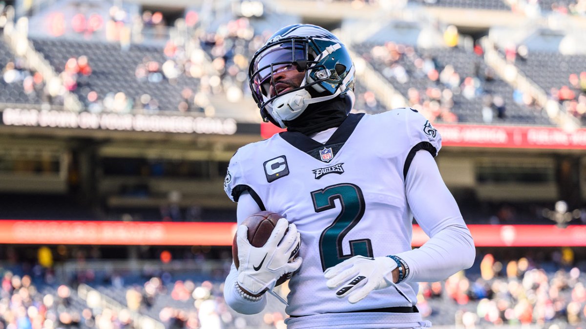 Eagles' Darius Slay calls Bears' Justin Fields a 'highlight reel' – NBC  Sports Chicago