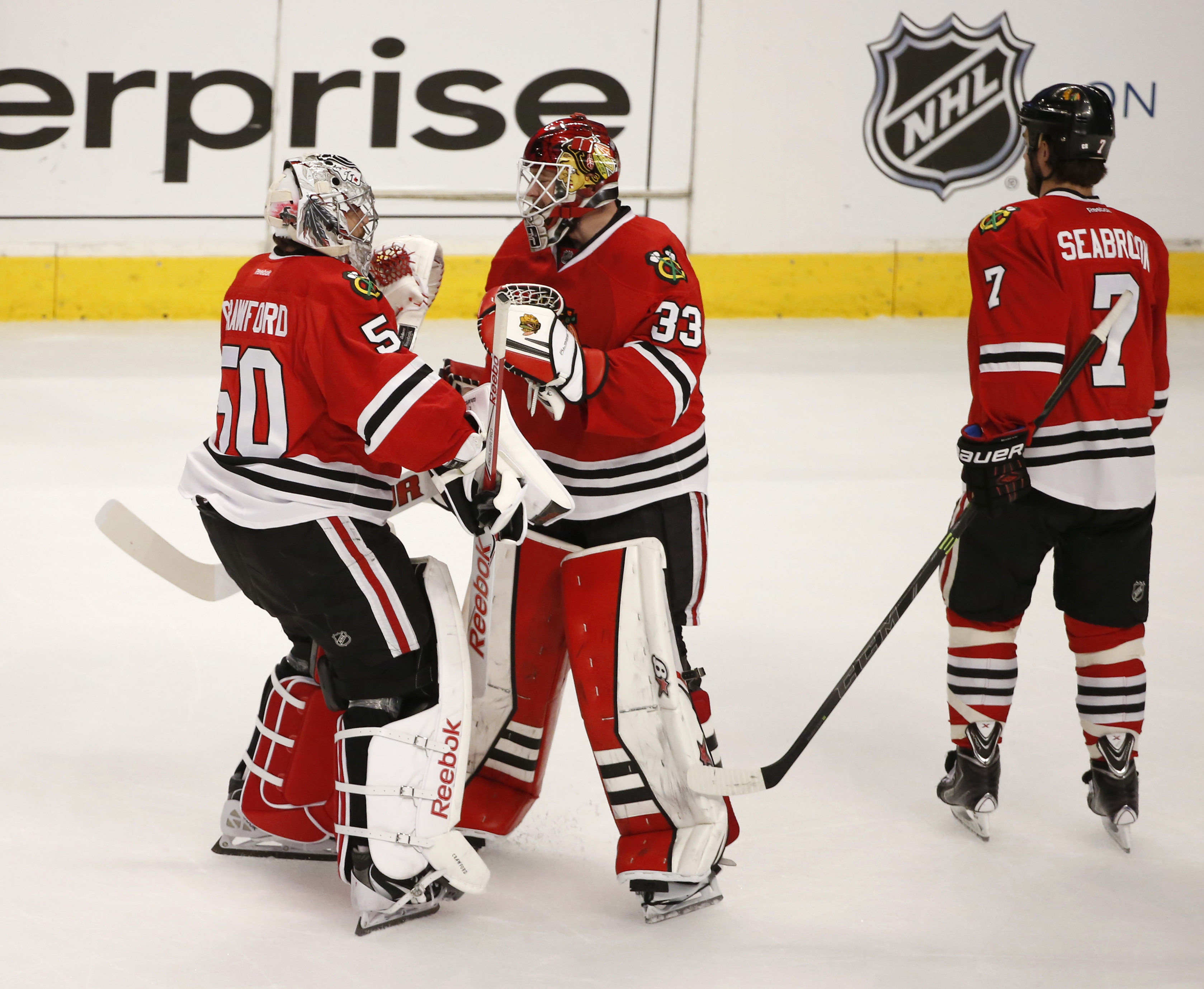 Everything we know about the Blackhawks' bizarre Corey Crawford situation 