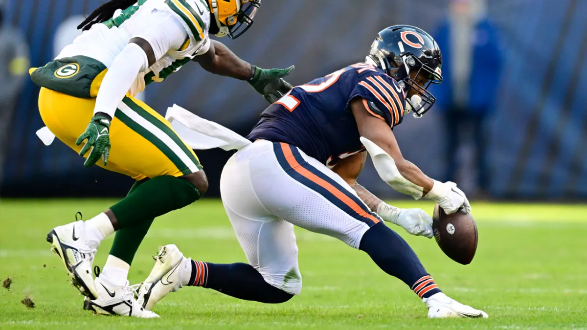 Chicago Bears running back David Montgomery runs against Houston News  Photo - Getty Images