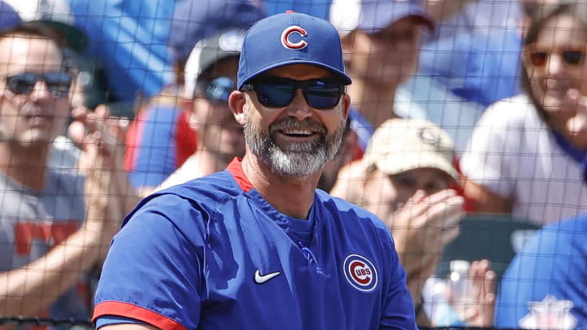 Cubs extend manager David Ross' contract
