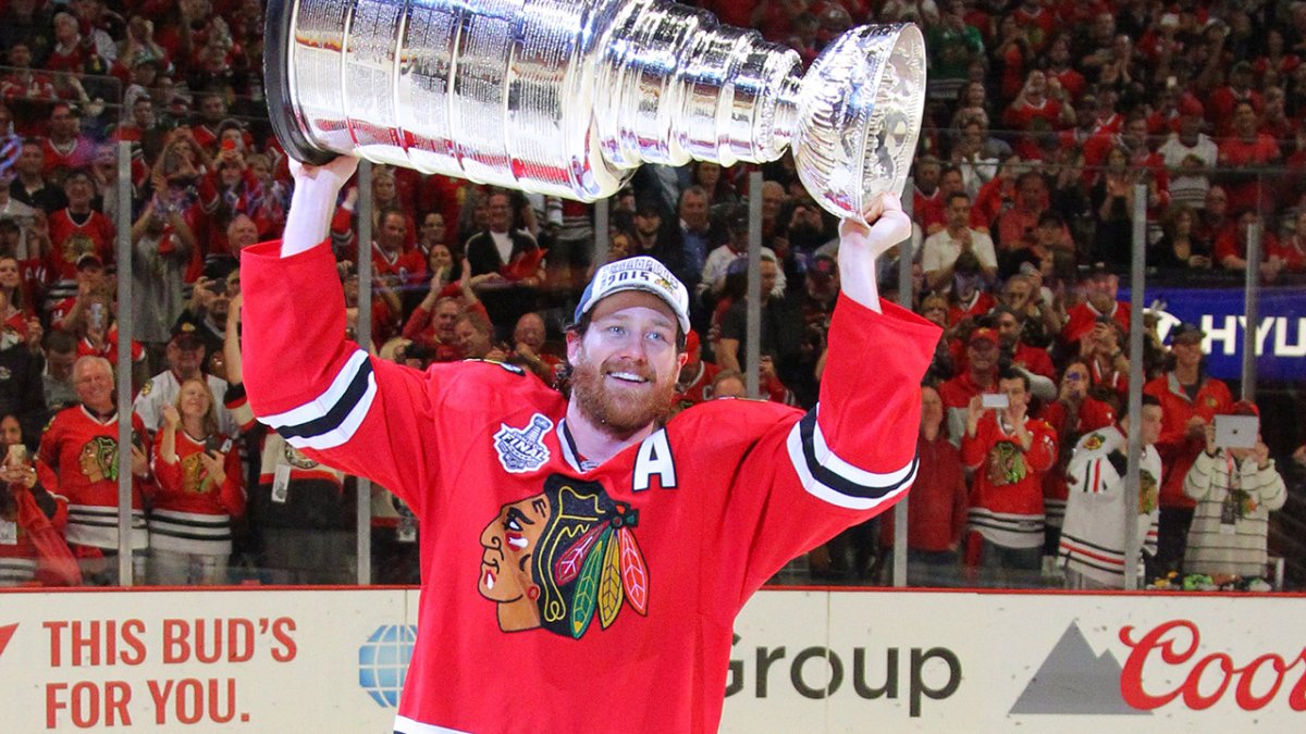 Duncan Keith Signed Blackhawks Stanley Cup Photo