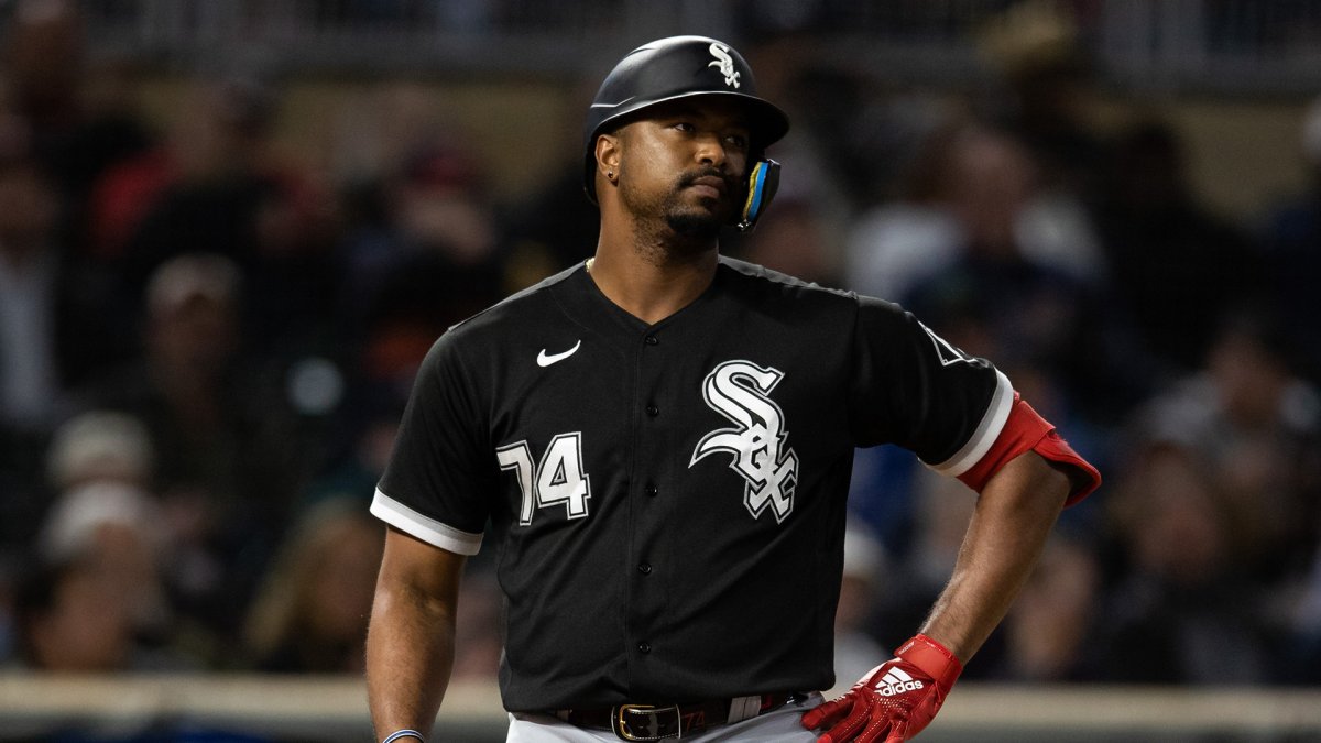 White Sox lineup puzzle coming for Pedro Grifol with Eloy Jiménez on rehab  stint, Jake Burger working at second base - CHGO