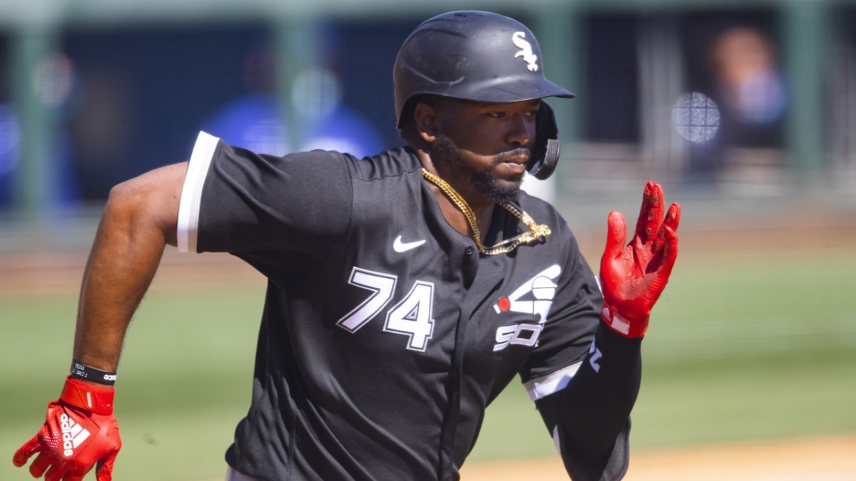 Chicago White Sox Injury News: Eloy Jimenez Expected Back Tonight