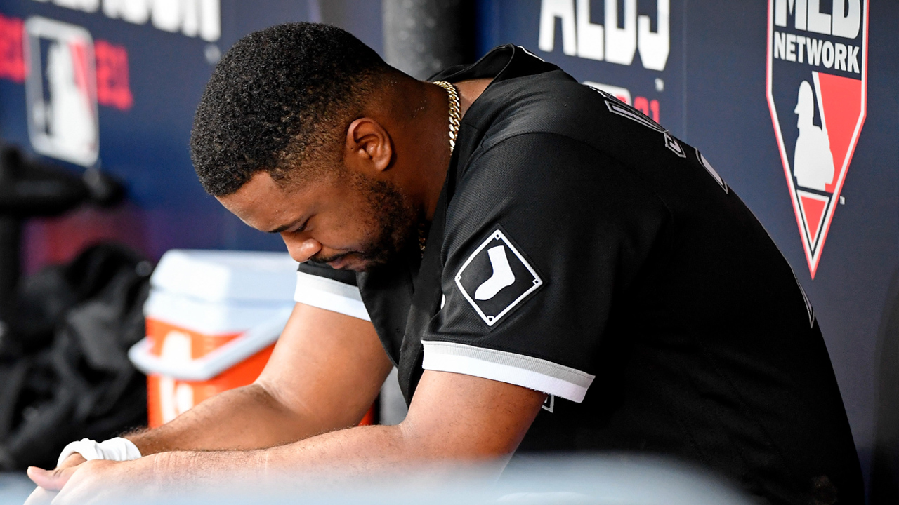 Eloy Jimenez injury: White Sox OF placed on injured list due to hamstring -  DraftKings Network