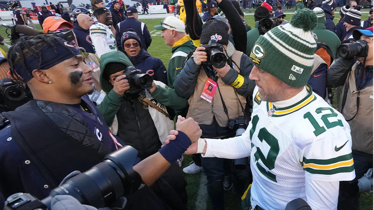 Green Bay Packers notes: Replay challenge backfires on Bears