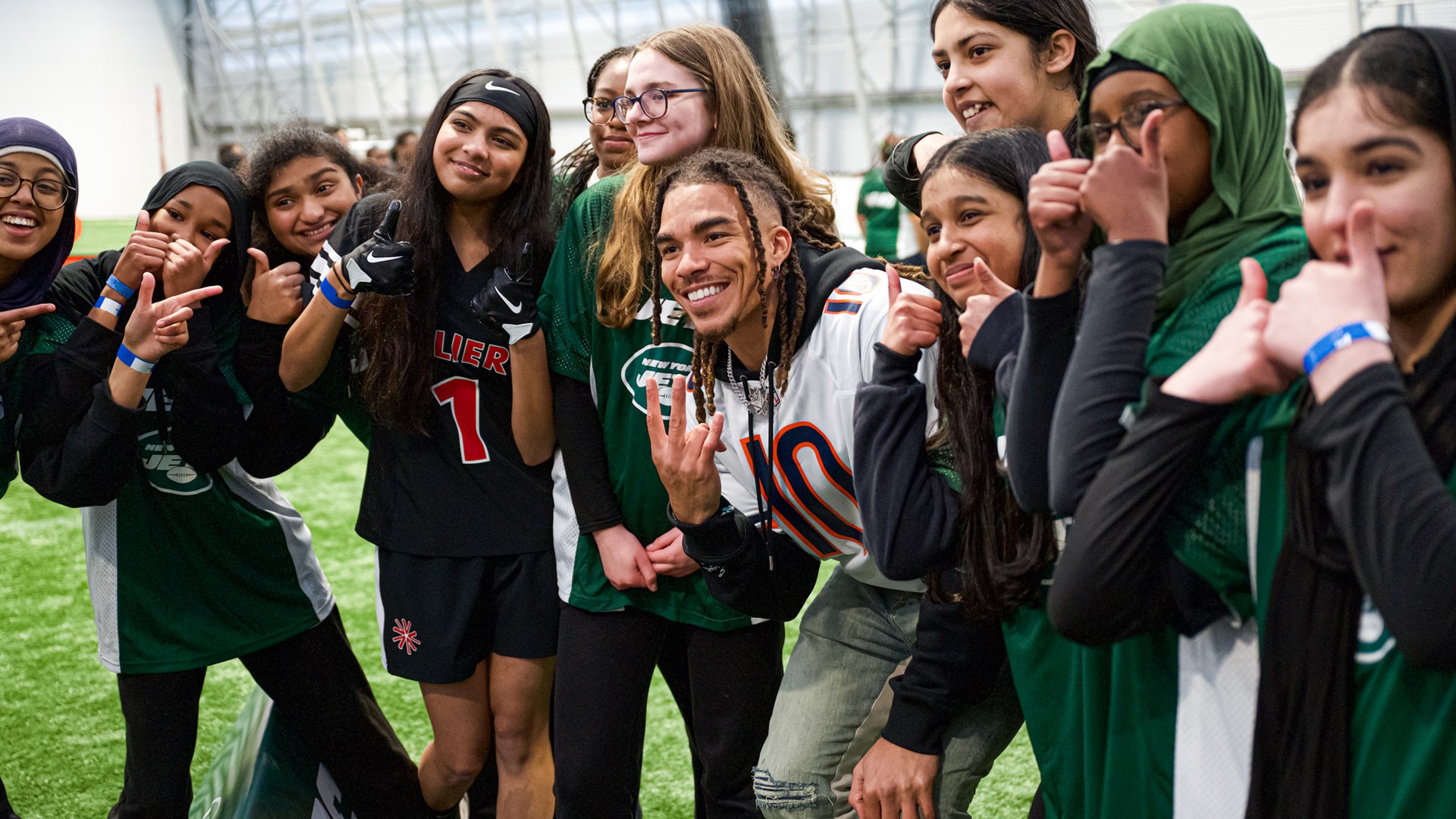 New York Jets and Chicago Bears celebrate success of first UK NFL Flag  League for girls - Voice Online