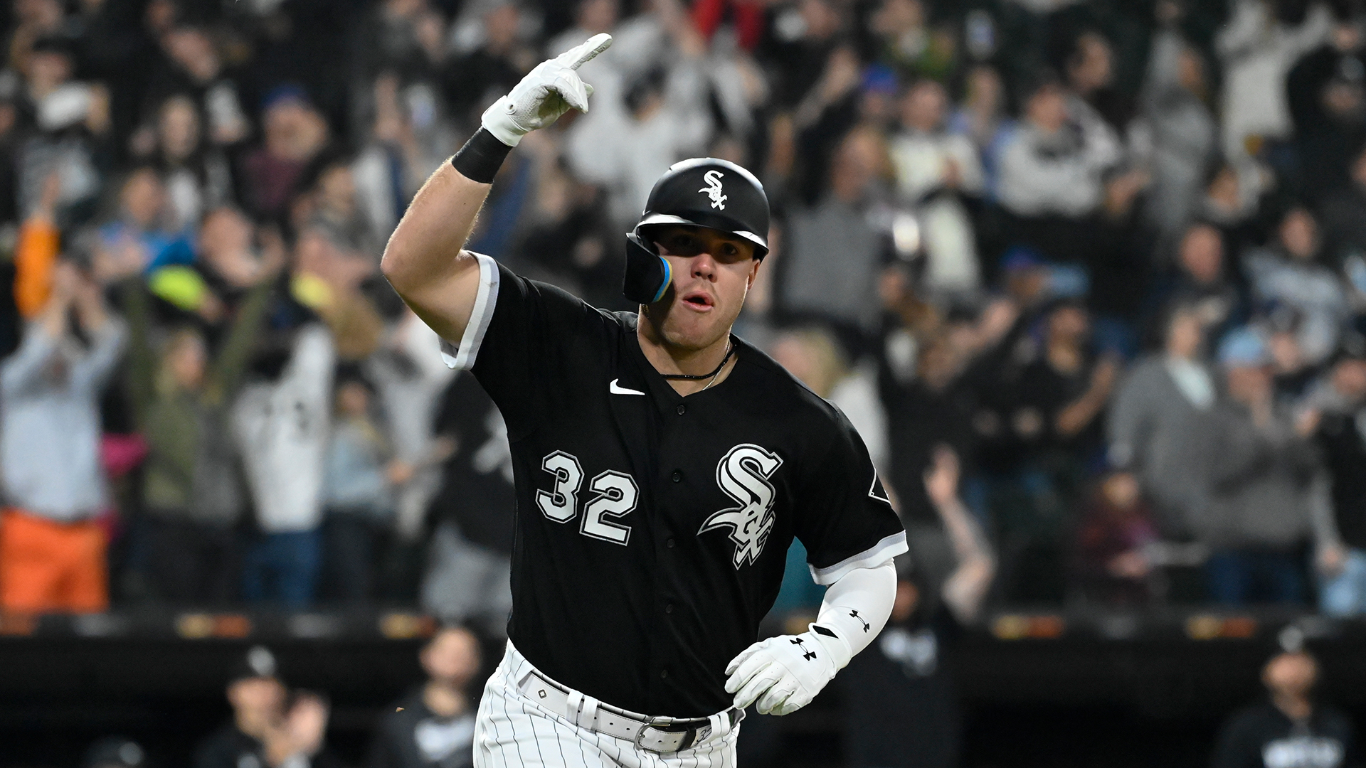 White Sox blow past Guardians with 5th inning hitting spree – NBC Sports  Chicago