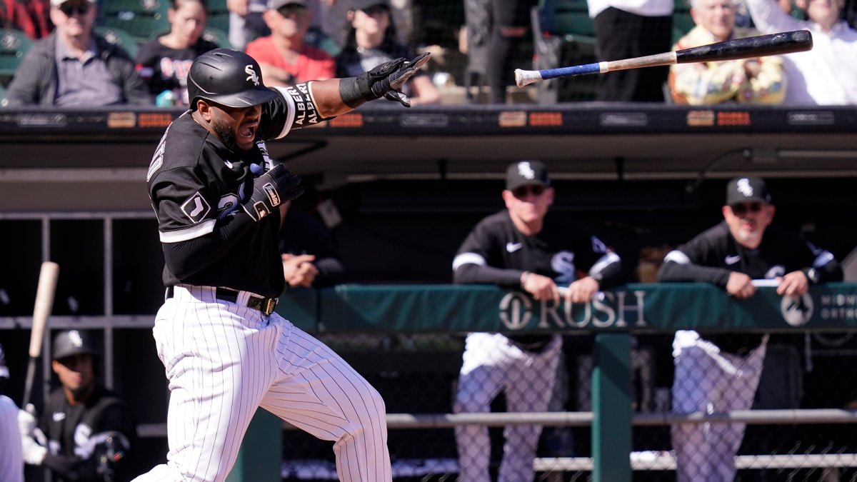 Correa, Buxton lift Twins over White Sox in 12 innings