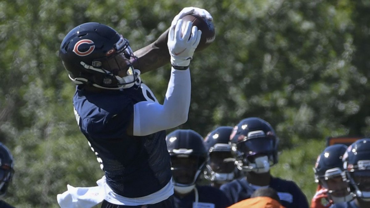 Bears sign Chris Finke, Rookie Minicamp, Justin Fields jersey