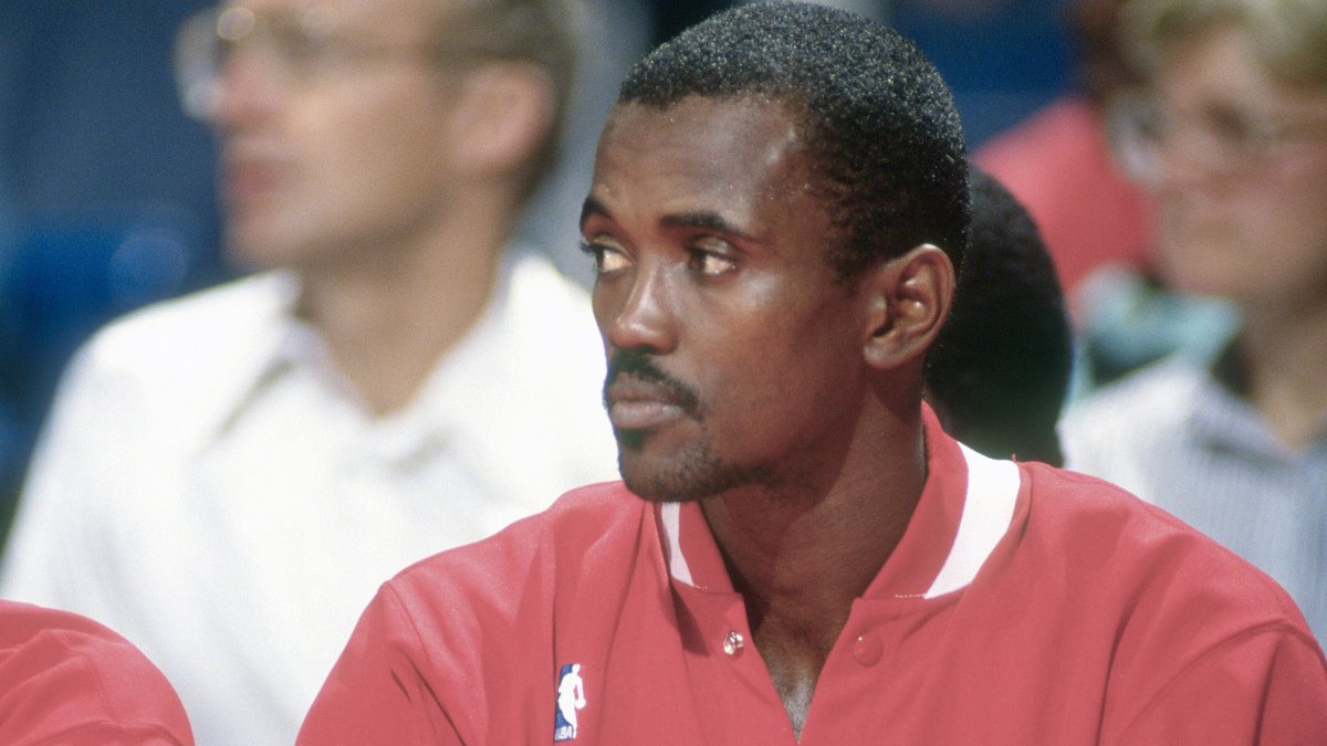 Craig Hodges weighs in on NBA protest and activism: 'They should've never  went down there in the first place' 
