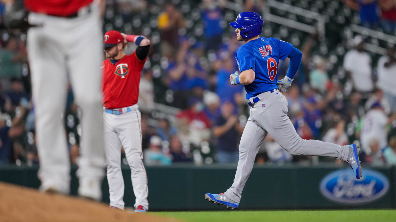 Cubs' Ian Happ says fans at Target Field hit him with Skittles National  News - Bally Sports