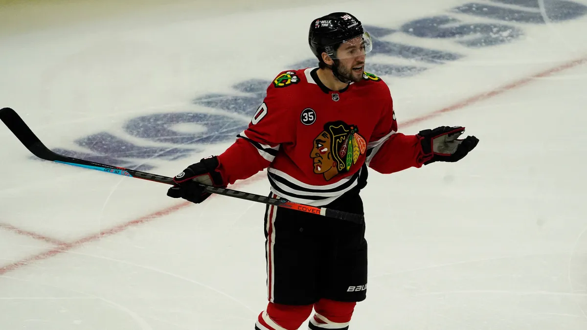 Foligno is impressed with Bedard and ready to help lead the Chicago  Blackhawks - NBC Sports