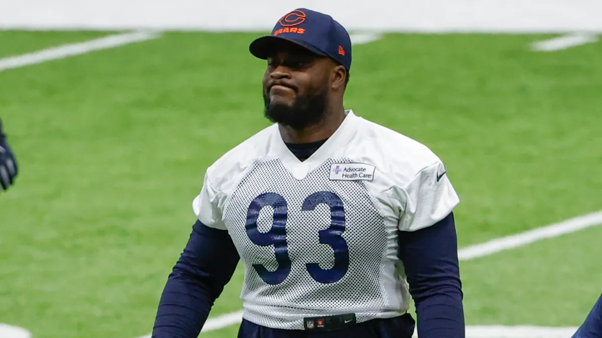 Bears sign defensive lineman Justin Jones to a two-year deal