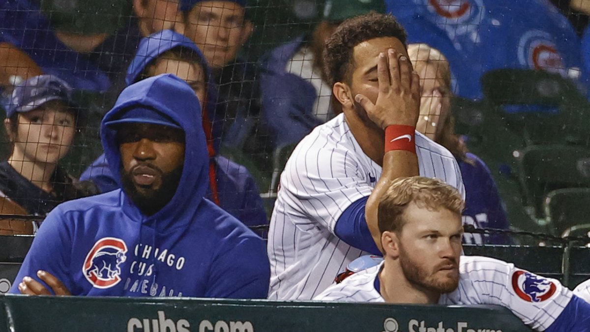 Long, ugly game goes Cubs' way