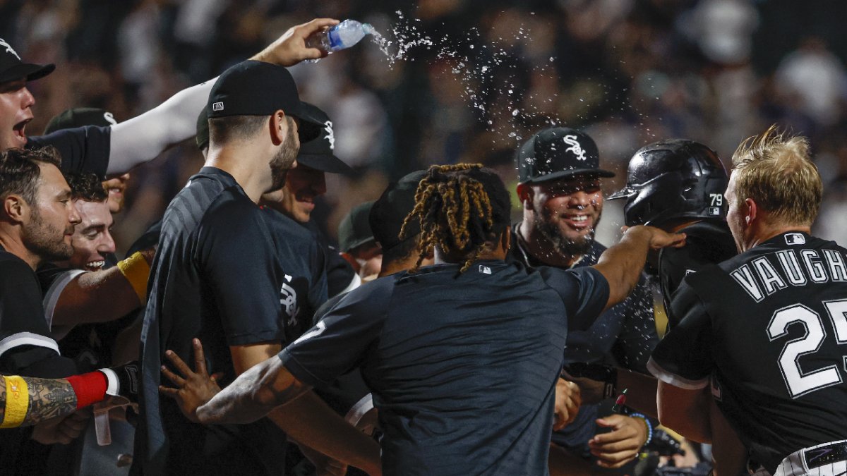 White Sox' Andrew Vaughn Expects to Play After HBP in the Face