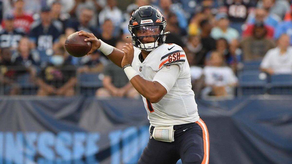 Bears out of explanations for why Justin Fields isn't starter – NBC Sports Chicago