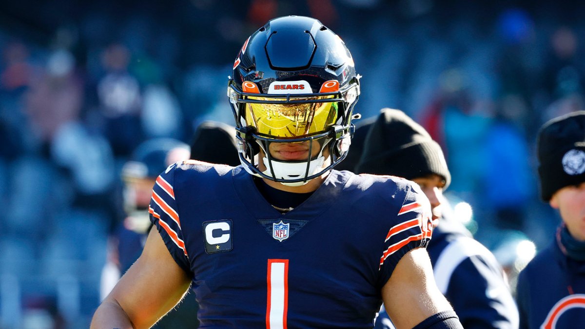 Bears' offense feels 'normal' to QB Justin Fields, and that's a good