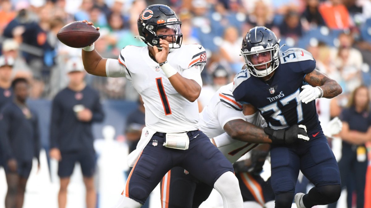 Chicago Bears QB Justin Fields is exceeding expectations so far