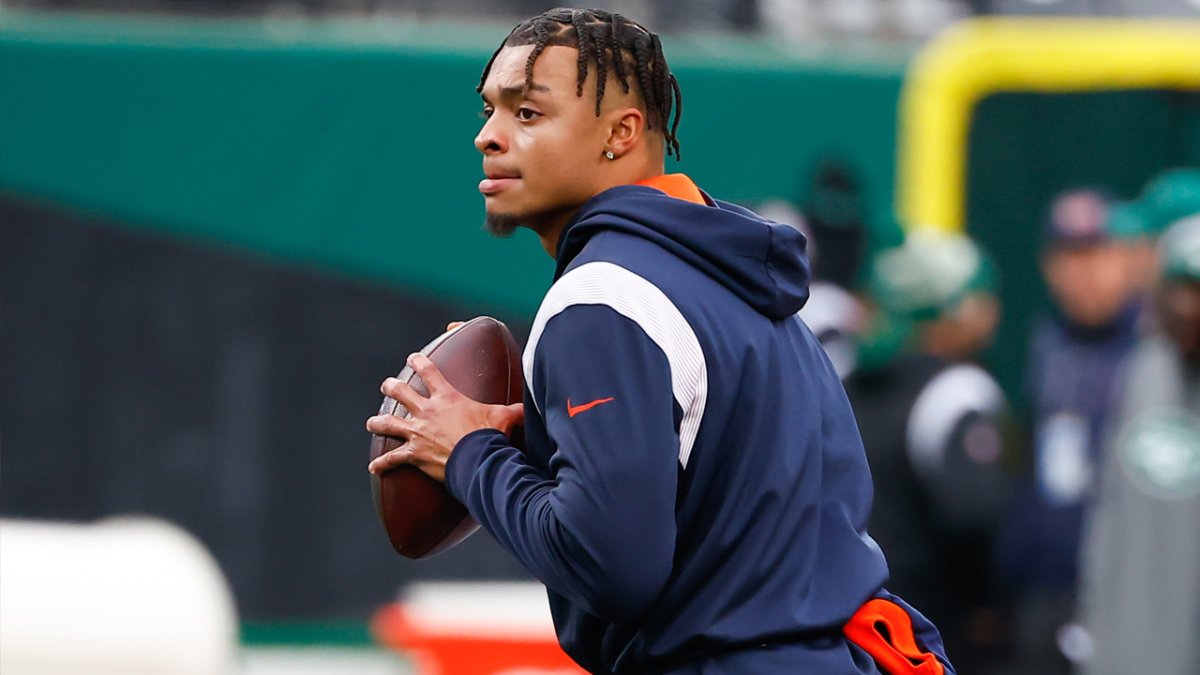 Bears Fan Burns Justin Fields Jersey