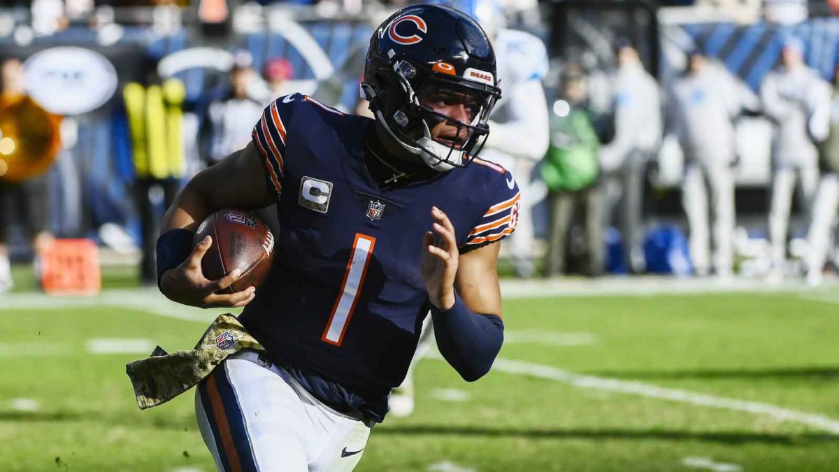 Justin Fields Chicago Bears 555 Rush Yds over his last 5 game