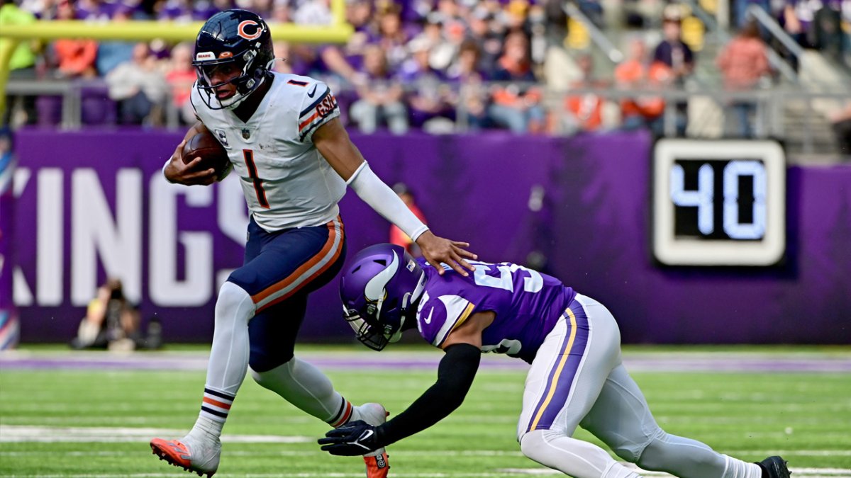 Chicago Bears 20 - Las Vegas Raiders 9: Sean Desai's Defense Shuts Down  Derek Carr & The Raiders, Bears Now by Chat Sports