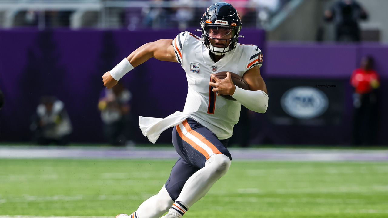 Bears GM Ryan Poles backs Justin Fields, 'encouraged' by progress