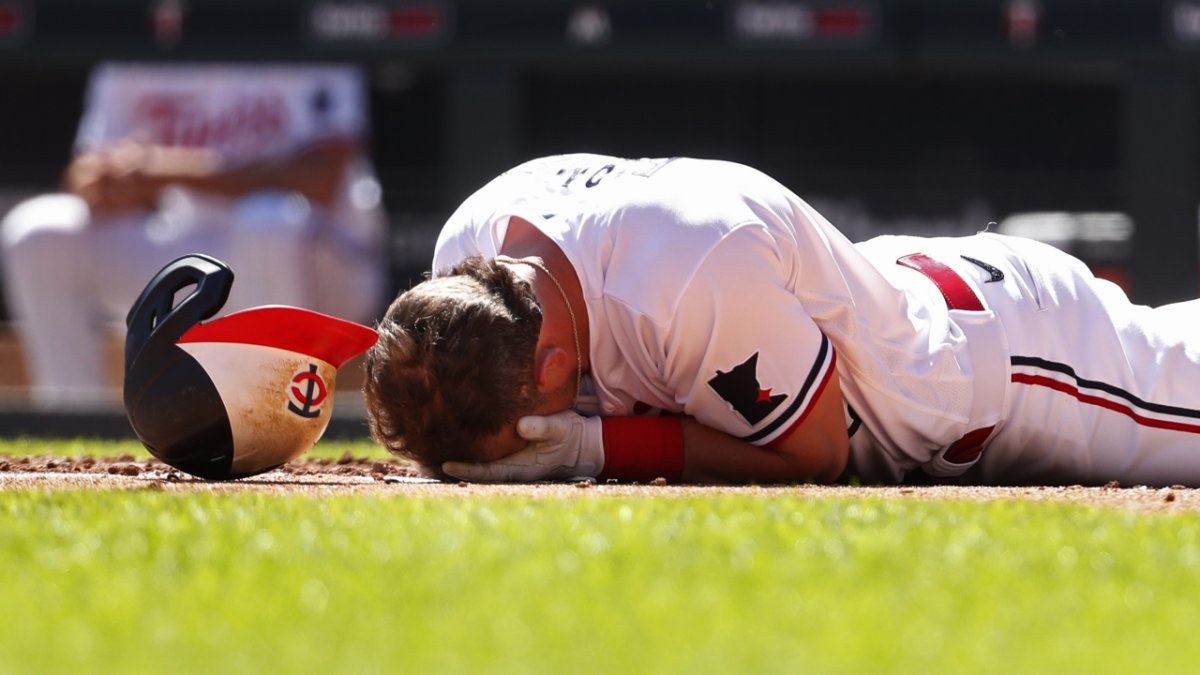 Twins' Kyle Farmer hit in face by 92 mph fastball from Lucas Giolito - NBC  Sports