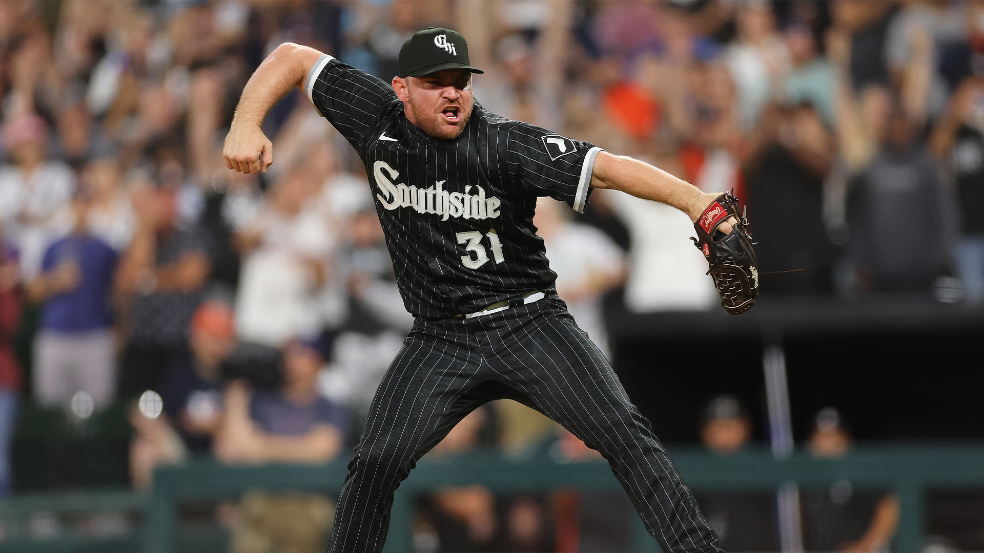 White Sox Pitcher Liam Hendriks Completes Cancer Treatment