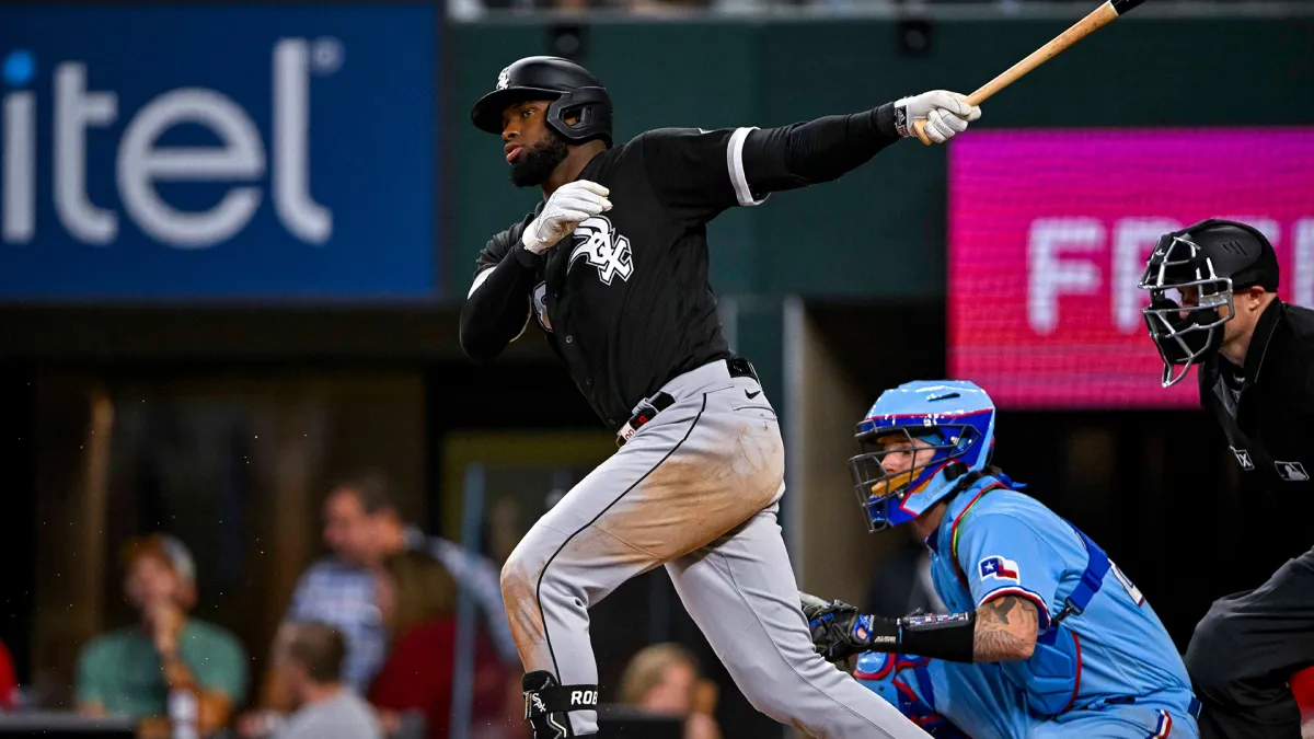 White Sox CF Luis Robert Jr. still looking for healthy year - The