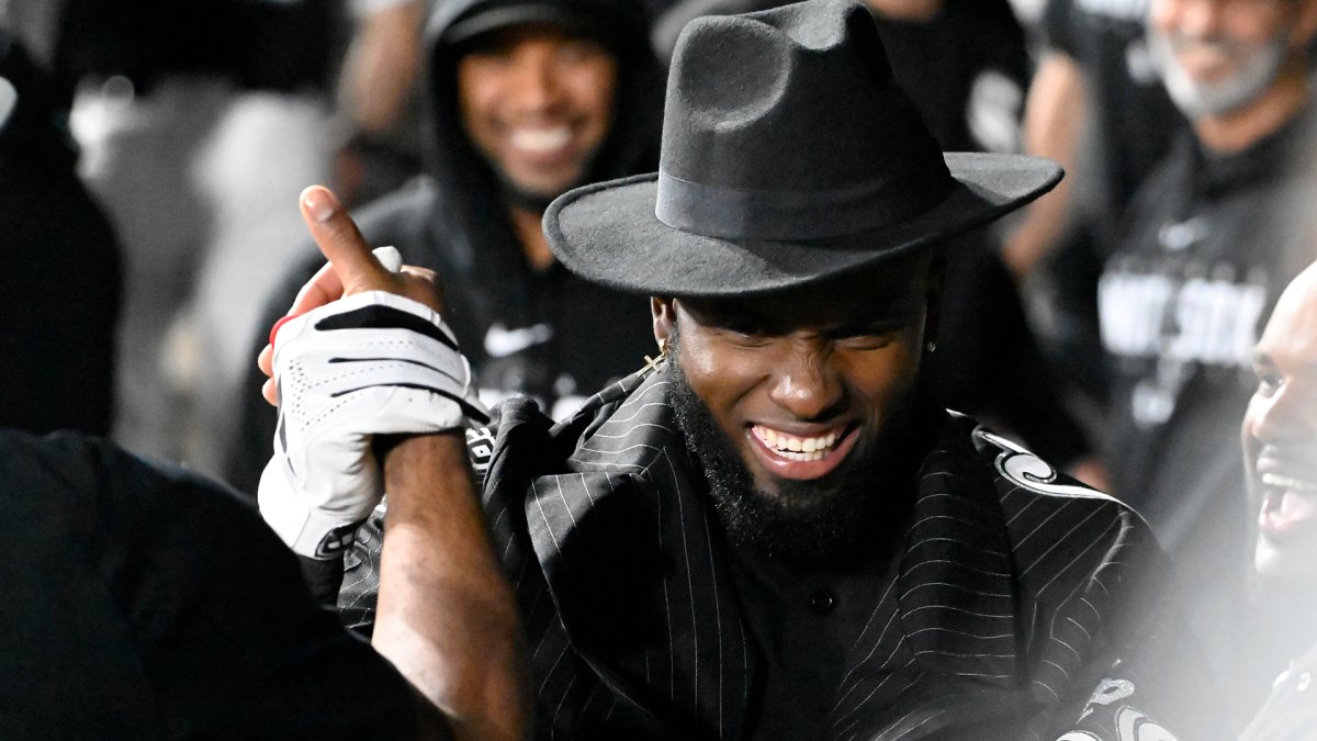 White Sox' Luis Robert Jr. hits 450-foot home run vs. Blue Jays – NBC  Sports Chicago