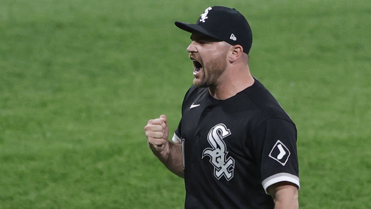 Why Liam Hendriks is the White Sox' Roberto Clemente Award nominee