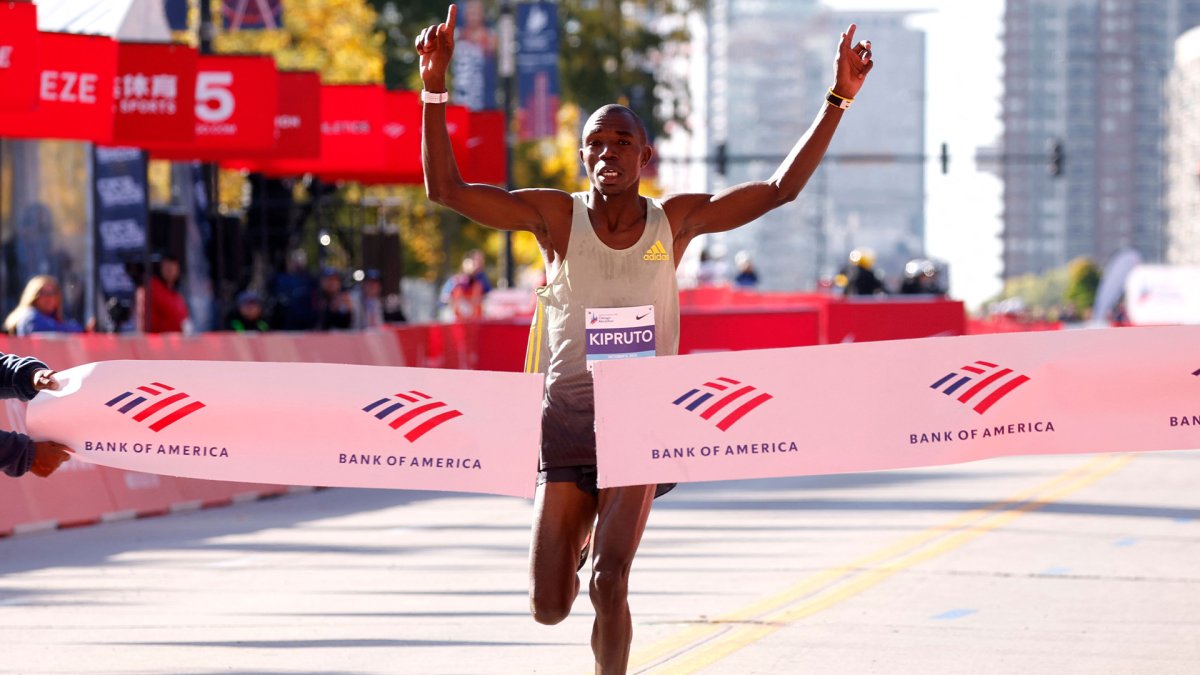 Chicago Marathon Men’s Race winner, Benson Kipruto, reacts to win – NBC ...