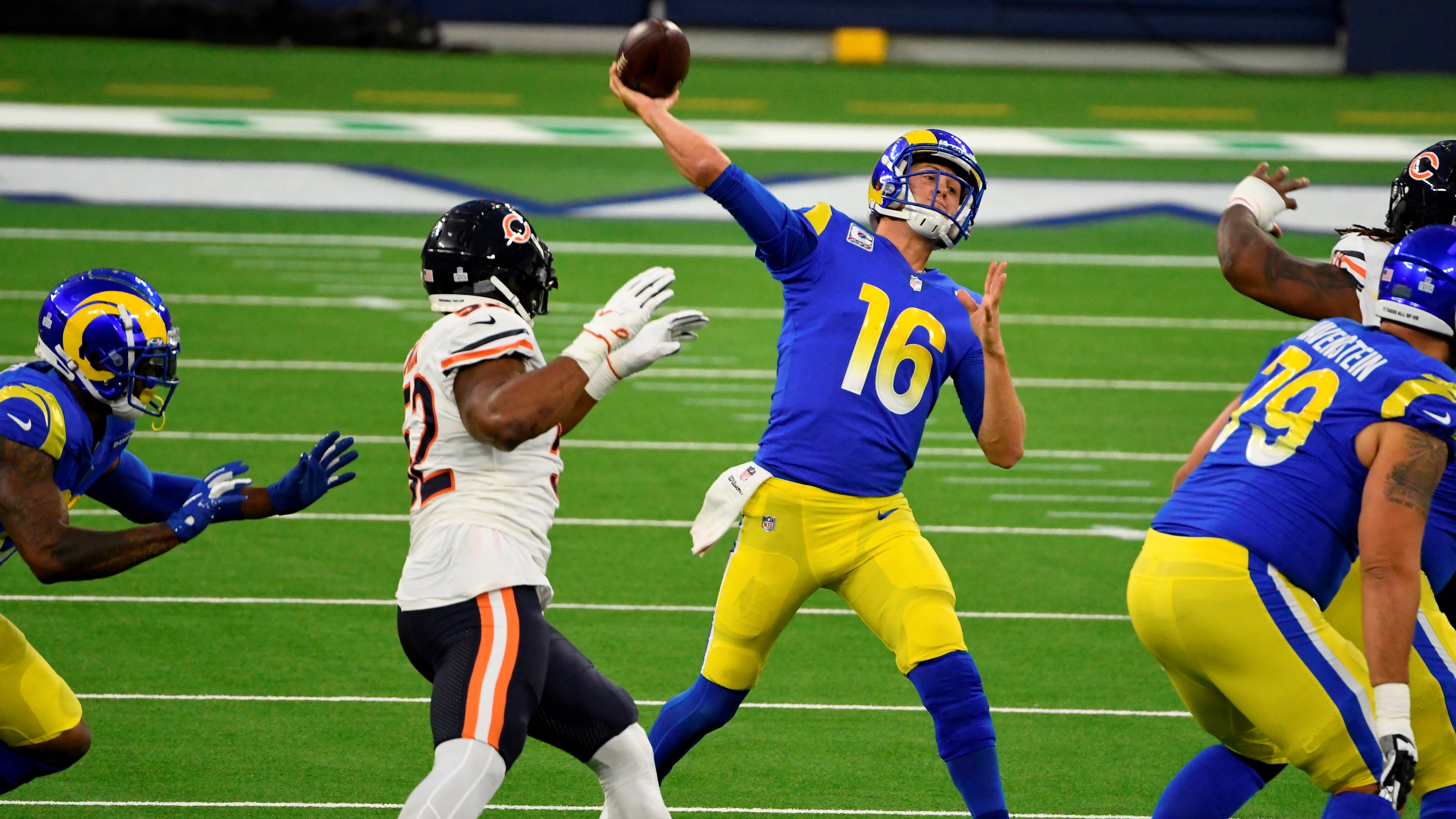 Bears vs. Rams grades: Awful game for Nick Foles, Matt Nagy