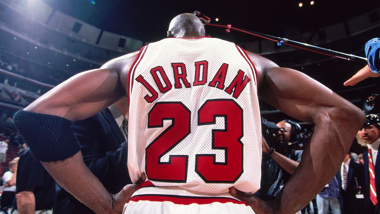 Vintage Michael Jordan I’M BACK #45 NBA Chicago Bulls Champion Jersey Size  36