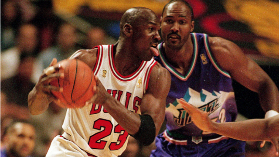 Michael Jordan era' Chicago Bulls ring from 1993 NBA Championship winning  team for sale on