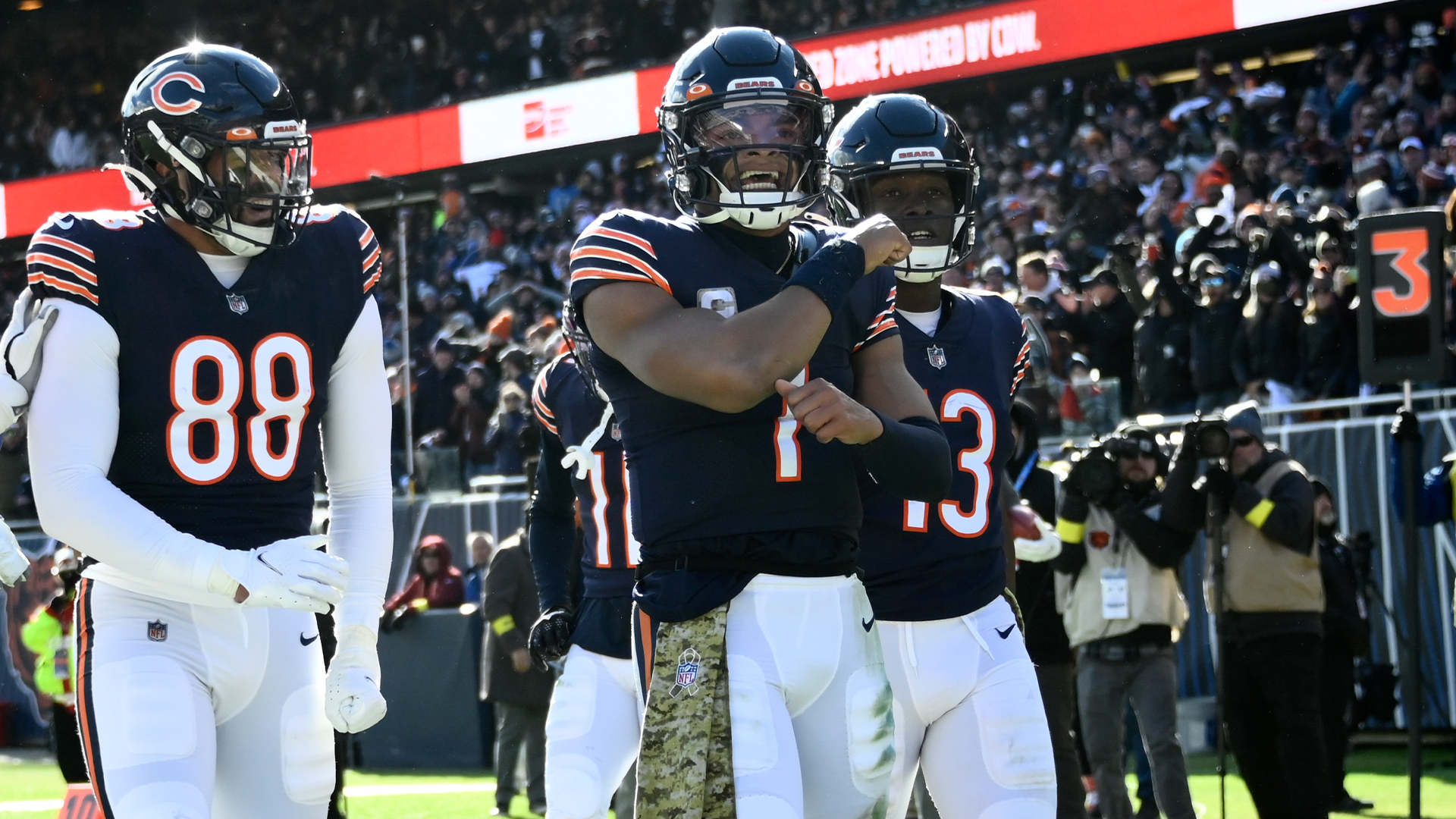 Bears' Jackson on Justin Fields: He's one of the best QBs in this league –  NBC Sports Chicago