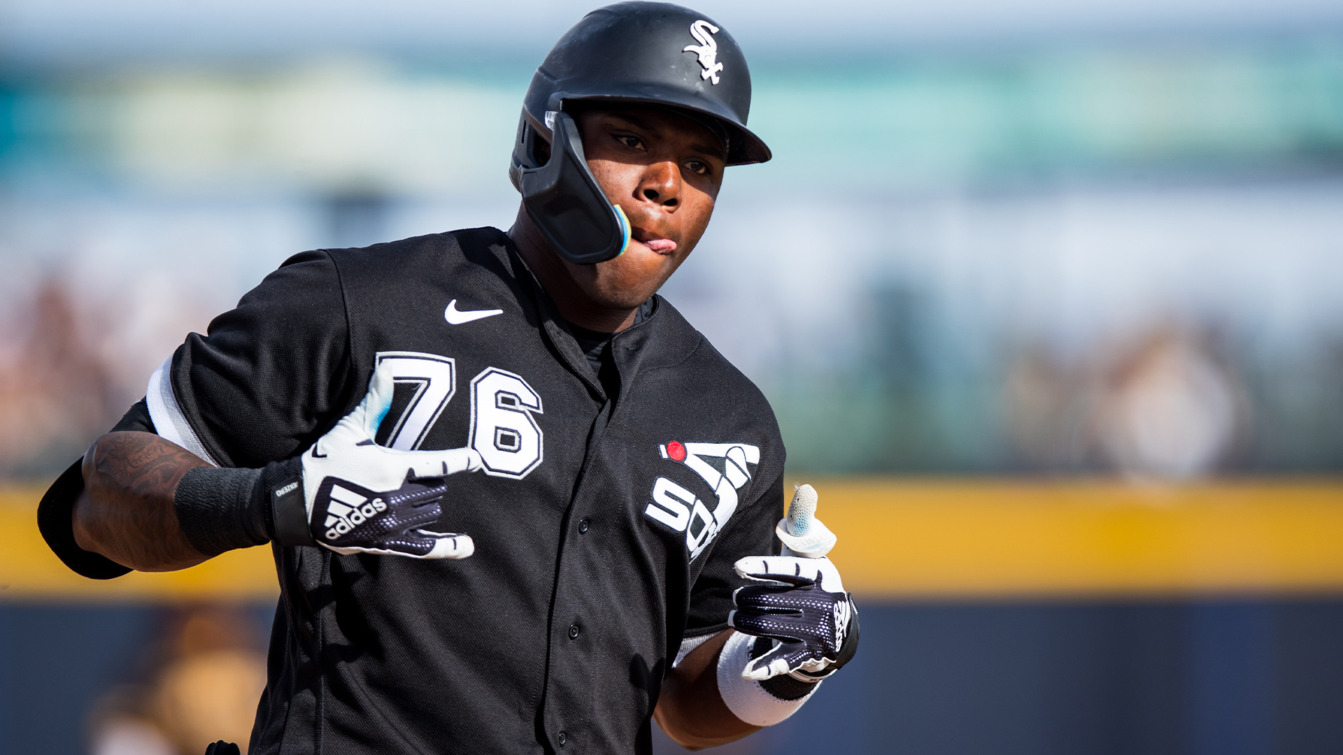 670 The Score - White Sox closer Liam Hendriks dishes on